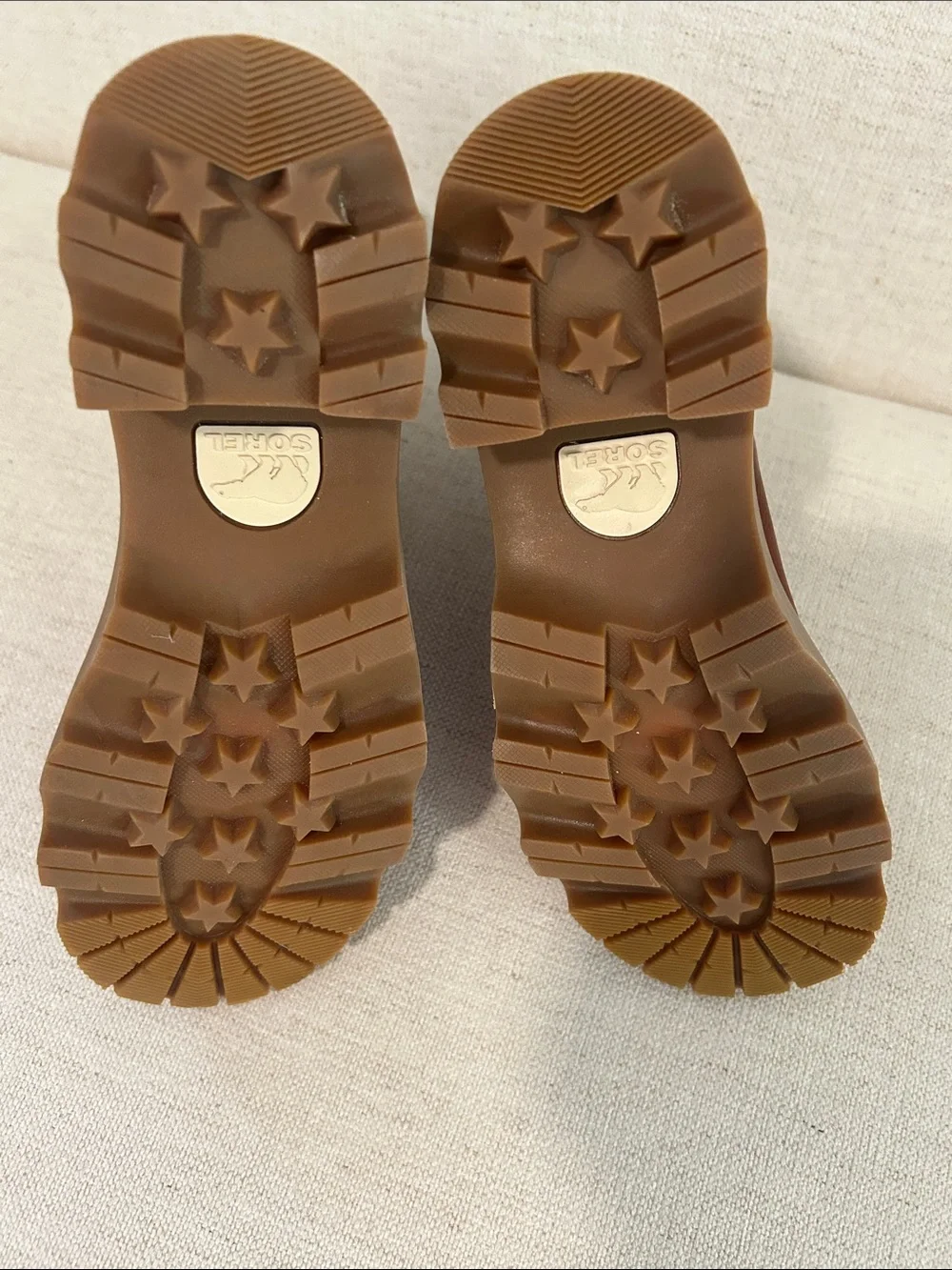 SOREL Joan Now Leather Chelsea Boot, Rustic Brown Gum, size 7, NWT No box.